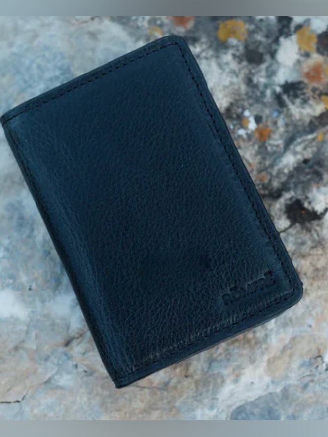 Lanikai Cardholder Wallet